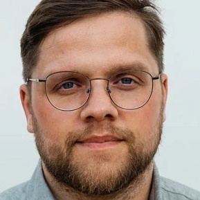 Илья Киров