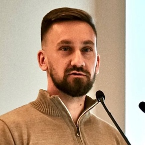 Павел Пискарев