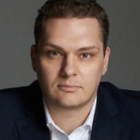 Виталий Машков