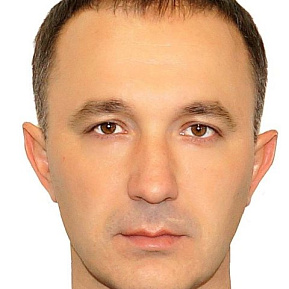 Максим Иванов