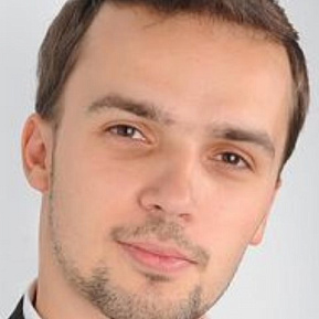 Игорь Кириченко