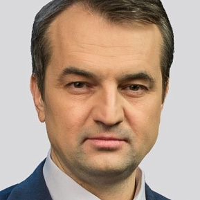 Александр Петров