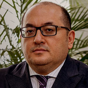 Фаррух Карабаев