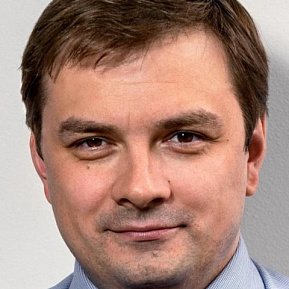 Михаил Константинов