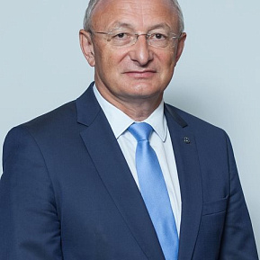Александр Лила