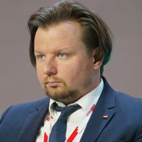 Артем Железнов
