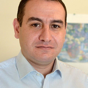 Давид Ахвердян