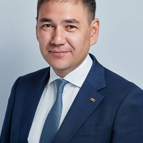 Владимир Максимов