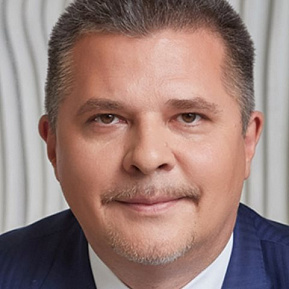 Антон Замков