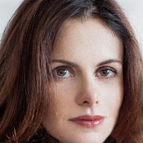 Елена Сапожникова