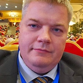 Олег Иванов