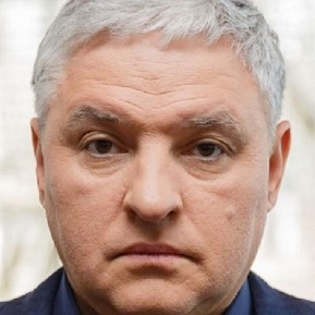 Игорь Бухаров