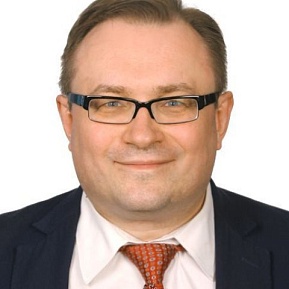 Михаил Кирсанов