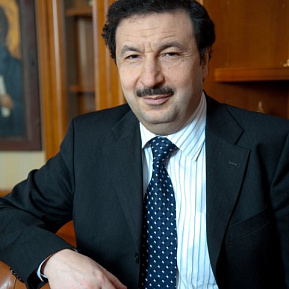 Владимир Мау