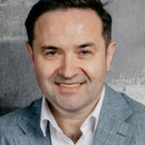 Дмитрий Адушев