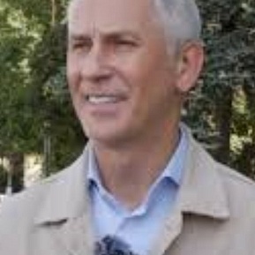 Олег Князев