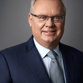 Андрей Костин