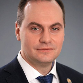 Артем Здунов