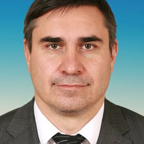 Дмитрий Хубезов