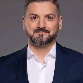 Дмитрий Сергеев