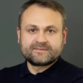 Денис Кузнецов