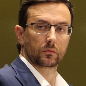 Дмитрий Скрыпник