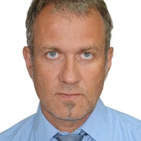 Роман Иванищев
