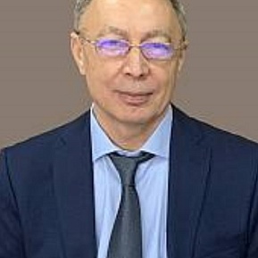 Михаил Сапаров