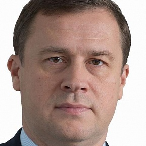 Дмитрий Стрежнев