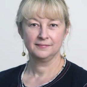 Елена Вартанова