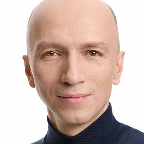 Владимир Салахутдинов