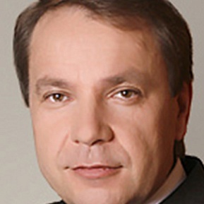 Станислав Кузнецов