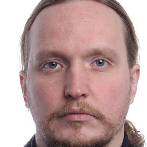 Павел Фролов