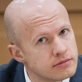 Денис Спирин