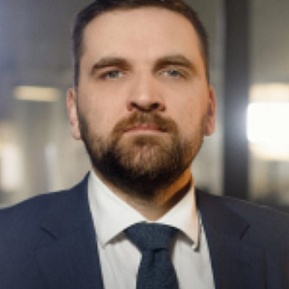 Александр Макаров