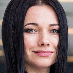 Анна Акпарова
