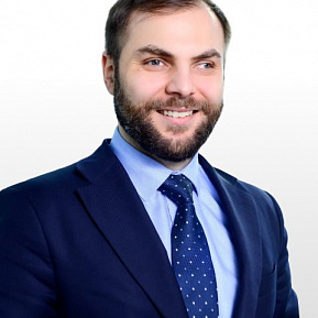 Теймур Ахундов
