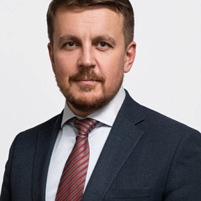 Владимир Комаров