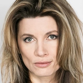 Евгения Стулова