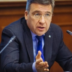 Владлен Максимов