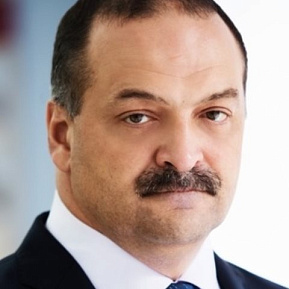 Сергей Меликов