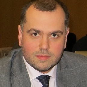 Дамир Бекяшев