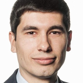 Александр Фирсов