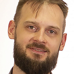 Денис Аликин
