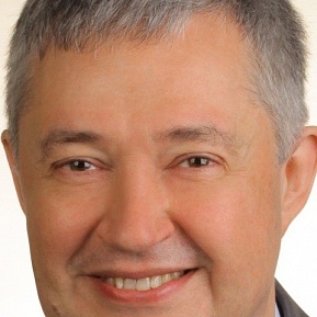 Олег Титов