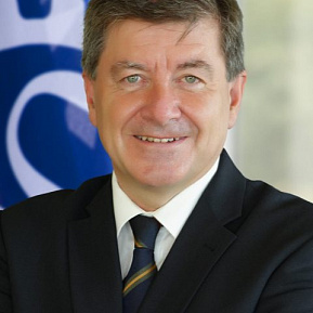 Гай Райдер
