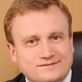 Виталий Латохин
