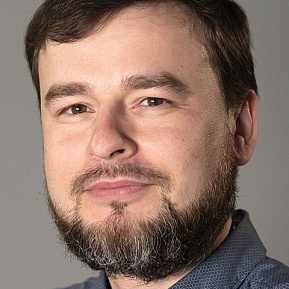 Александр Малоголовкин