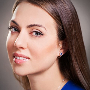 Алина Арутюнова