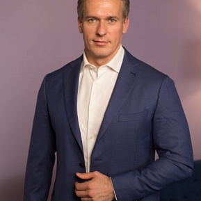 Михаил Волков